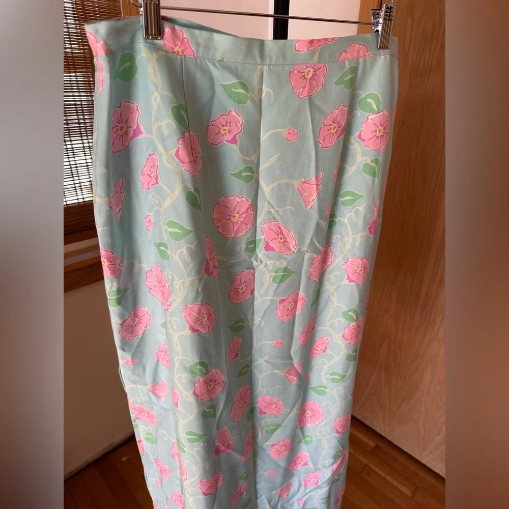 Lilly Pulitzer Maxi Skirt in Light Blue and Pink Floral - Picture 5 of 12